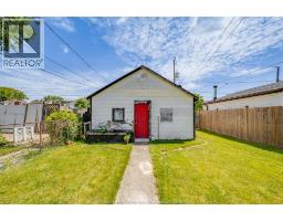 1170 PIERRE AVENUE - 29