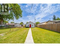 1170 PIERRE AVENUE - 31