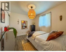 1343 LEAFIELD - 17