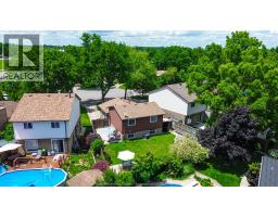 1343 LEAFIELD - 2