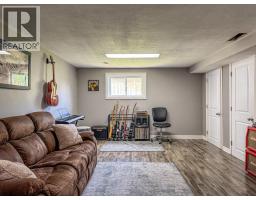 1343 LEAFIELD - 21