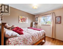 18 AZAR DRIVE - 23