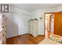 18 AZAR DRIVE - 25