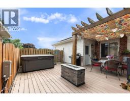 18 AZAR DRIVE - 39