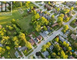 143 WELLINGTON STREET - 3