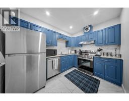 143 WELLINGTON STREET - 30