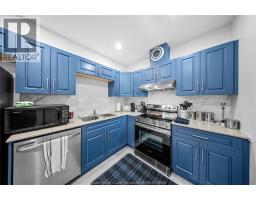 143 WELLINGTON STREET - 31