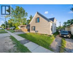 143 WELLINGTON STREET - 7