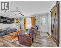 2174 FOREST AVENUE - 10