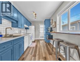 2174 FOREST AVENUE - 19