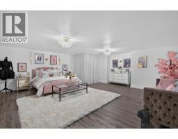 208 CRYSTAL BAY DRIVE - 31