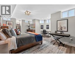 208 CRYSTAL BAY DRIVE - 37