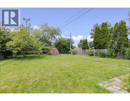 3425 WOODLAWN AVENUE - 27