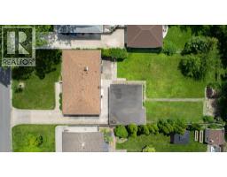 3425 WOODLAWN AVENUE - 33