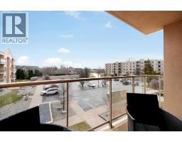 310 VILLAGE GROVE DRIVE UnitNo. 315 - 25