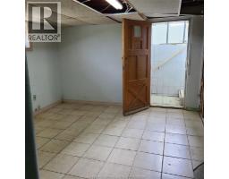 1674 Parent AVENUE - 9