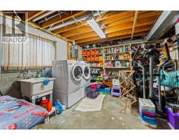 1290 County Road 22 - 24