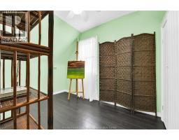 2337 PARKWOOD AVENUE - 24