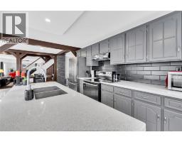 2337 PARKWOOD AVENUE - 9