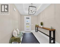 61 HILTON COURT - 6