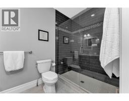 1701 CYPRESS - 19