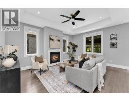 1701 CYPRESS - 9