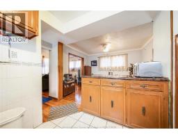 1249 MARENTETTE AVENUE - 9