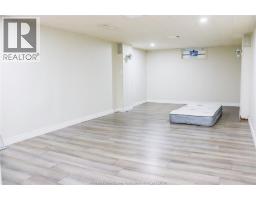 951 RIVERDALE - 18