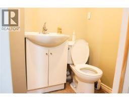 951 RIVERDALE - 19