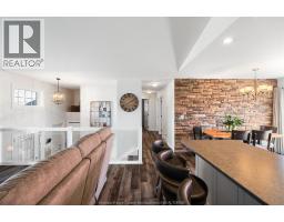 1040 KING LOUIS STREET - 9