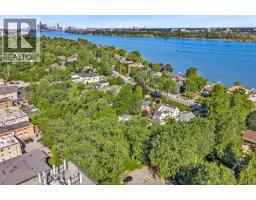 6565 RIVERSIDE DRIVE East - 7