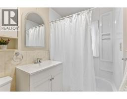 28 WHITE STREET - 10