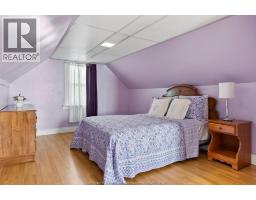 28 WHITE STREET - 12