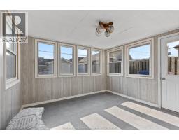 28 WHITE STREET - 16