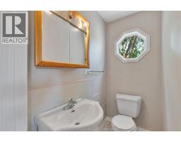 3612 Girardot - 25