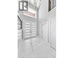 7370 GARNET CRESCENT - 4