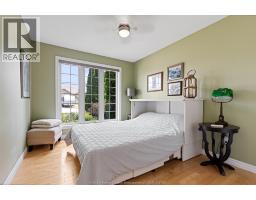 160 HANLAN STREET South - 22