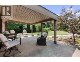 160 HANLAN STREET South - 34