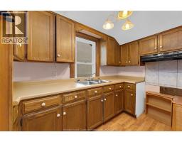 1451 OUELLETTE AVENUE - 23