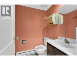 1451 OUELLETTE AVENUE - 38
