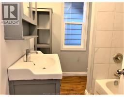 1076 DOUGALL - 10