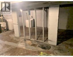 1076 DOUGALL - 11