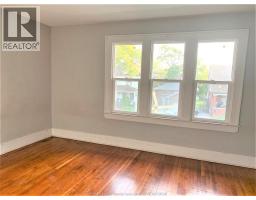 1076 DOUGALL - 7