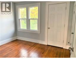 1076 DOUGALL - 8
