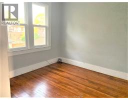 1076 DOUGALL - 9