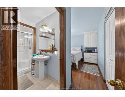 290 WAWA CRESCENT - 36