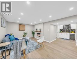 255 MELANIE LANE - 41