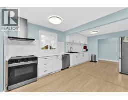 3660 ROXBOROUGH - 11