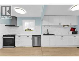 3660 ROXBOROUGH - 12