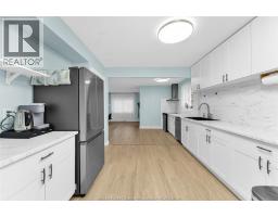 3660 ROXBOROUGH - 13
